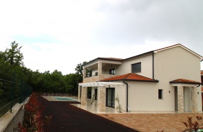 Villa di lusso con piscina, a 2 km dal mare - Parenzo