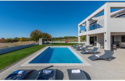Moderne Villa in toller Lage mit Meerblick