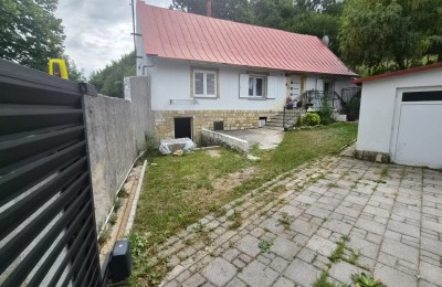 ZLOBIN, samostojeća kuća s garažom