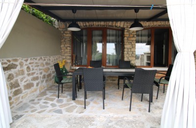 Renovated stone terraced house - Vižinada municipality