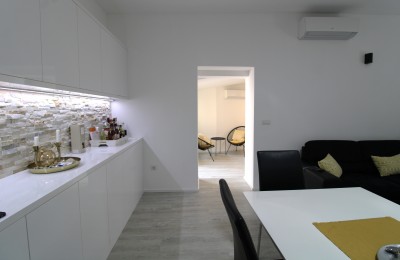Istria, Poreč - luxurious apartment in the city center on the 1st floor