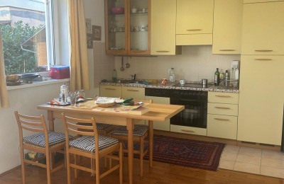 Istra,Poreč – Stan u prizemlju sa   dvorištem, 900 m od mora – dugoročni najam