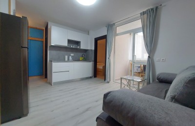 Flat on the 2nd floor, 500m from the sea