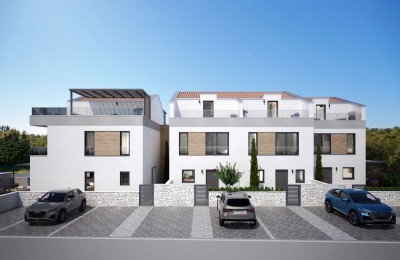 Poreč - Terraced house 2 km from the center and the sea - under construction