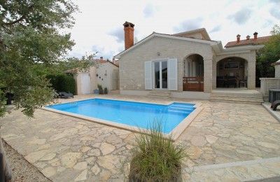 Istria, Poreč Beautiful detached stone house with a swimming pool 7 km from Poreč