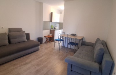 POREČ okolica Červar-Porat ,Apartman 1.kat 150m od mora