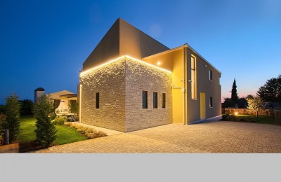 Unique, luxury villa with open views !!