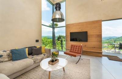 OPPORTUNITY! A unique designer villa with a beautiful view of Motovun