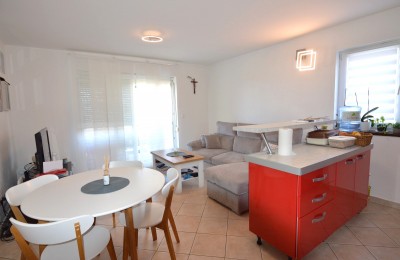Flat on the 1st floor with a sea view - Tar-Vabriga.