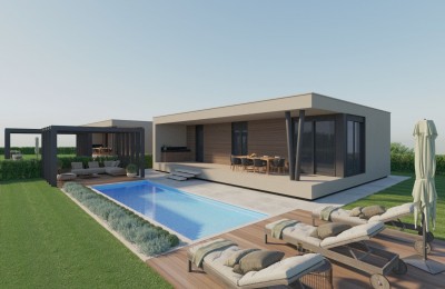 Modern ground floor house with pool