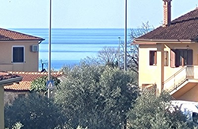 POREČ - Apartment on the 2nd floor, 1500 m from the sea