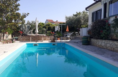 Istra,Poreč okolica 7km - Kuća prizemnica sa bazenom  na mirnoj lokaciji !!