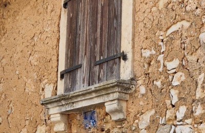 Casa in pietra da adattare in un posto tranquillo, Visignano 7 km