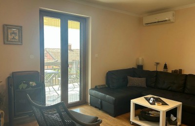 Poreč okolica , Namješten stan s pogledom na more – 51,28 m²