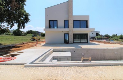 Luxury villa with pool and panoramic sea views in Porec